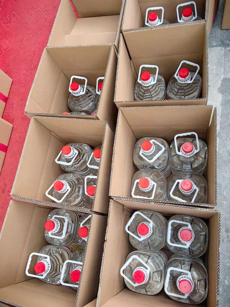 【热卖推荐】恩施苞谷酒，高粱酒，度数齐全欢迎前来选购