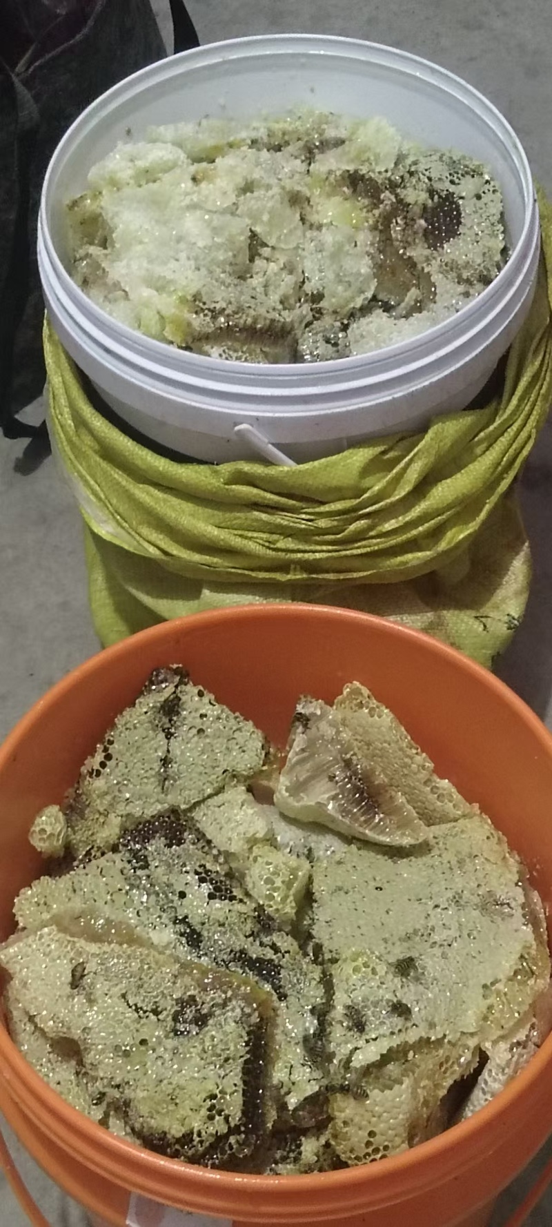 采自安福南边山脉几百万亩高山的百花土蜂蜜可对接电商批发商
