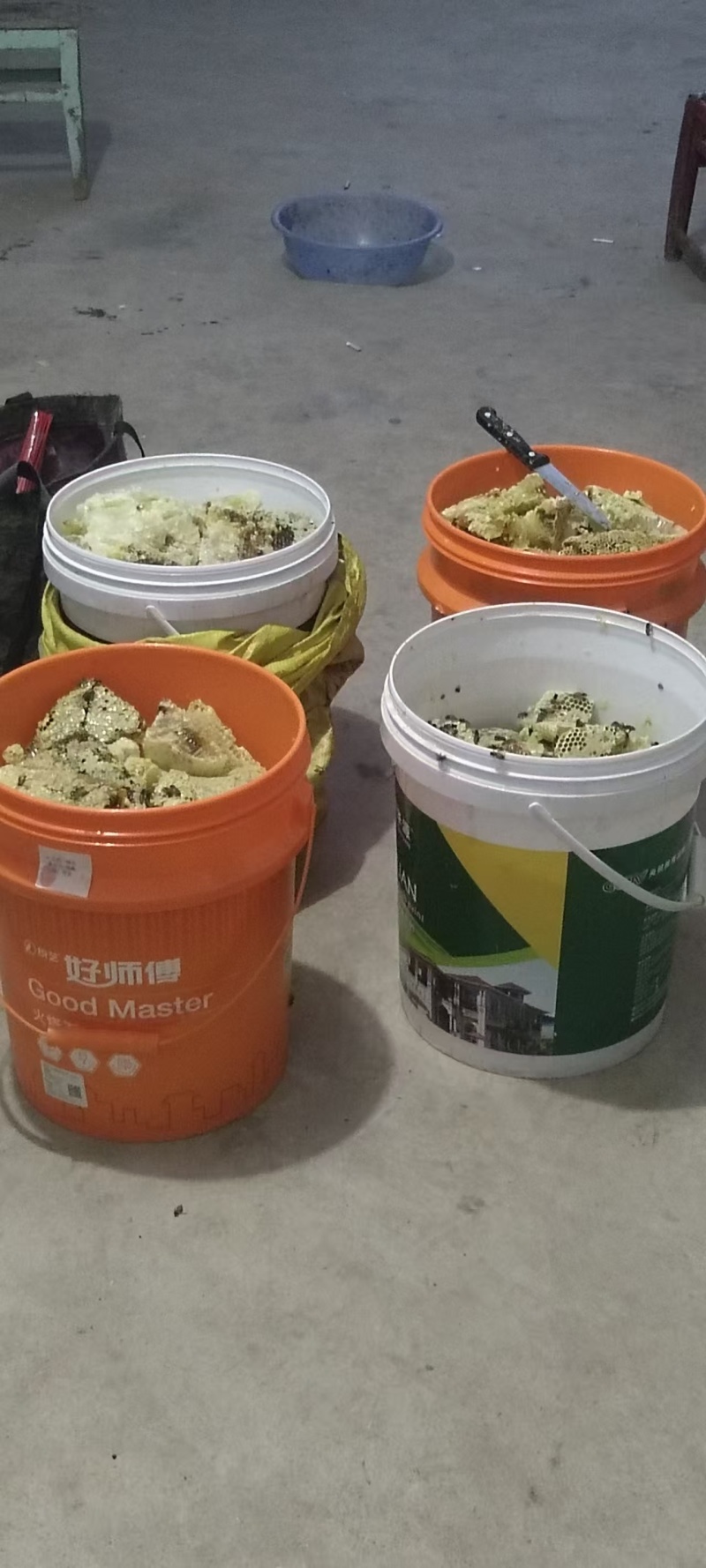 采自安福南边山脉几百万亩高山的百花土蜂蜜可对接电商批发商