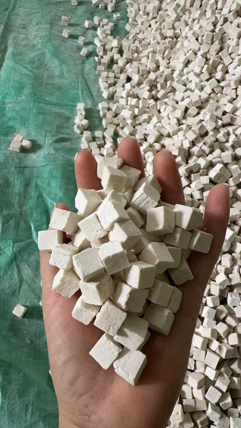 云南直发纯无硫茯苓中心丁量大从优致电商货量大保质保量诚信