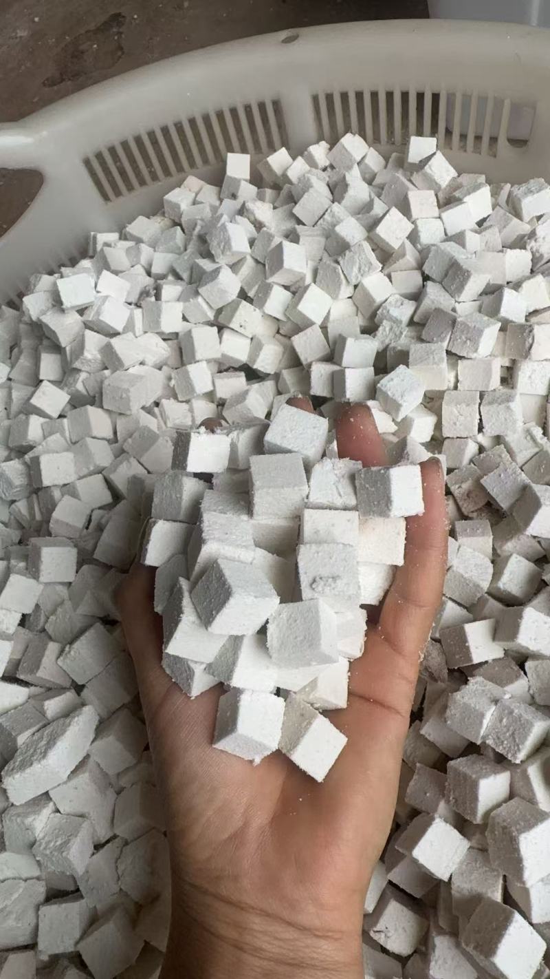 云南直发纯无硫茯苓中心丁量大从优致电商货量大保质保量诚信
