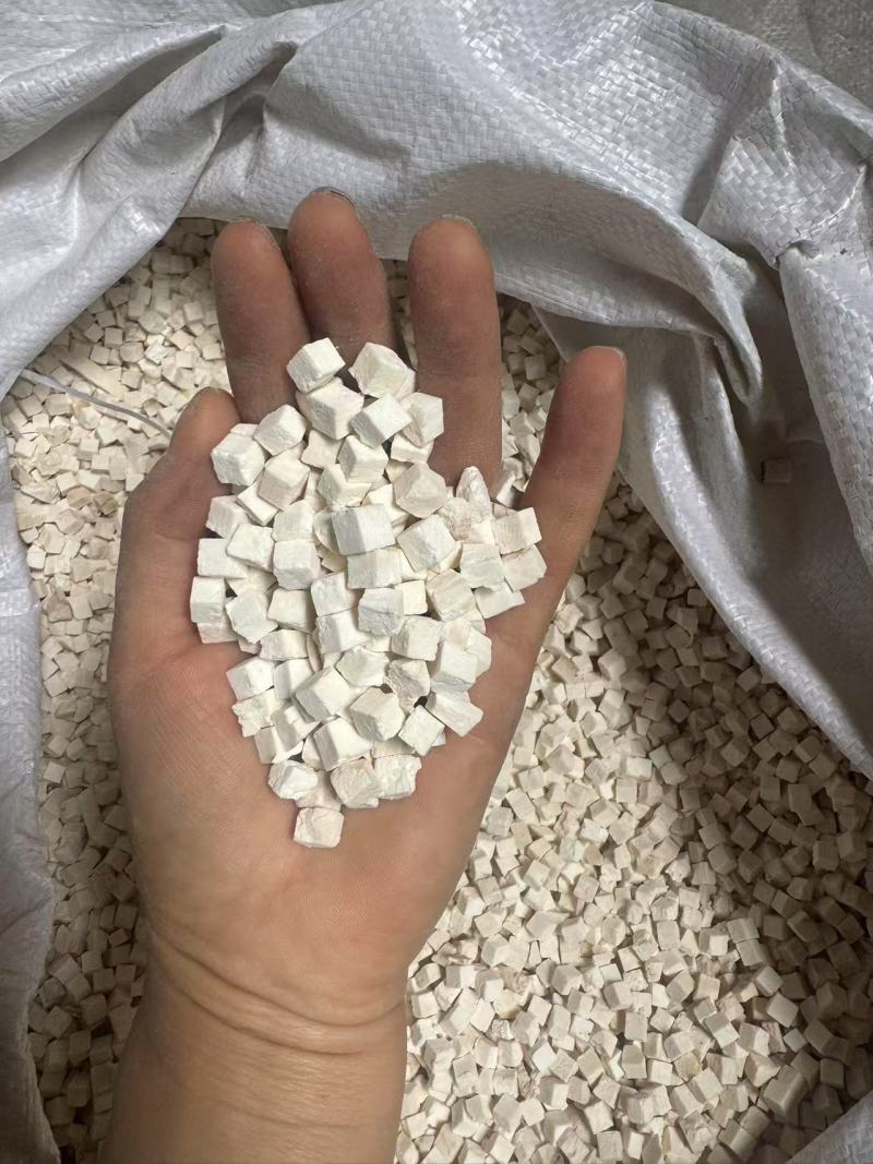 云南白茯苓云苓，纯白小米丁，保质保量量大从优诚信经营致电