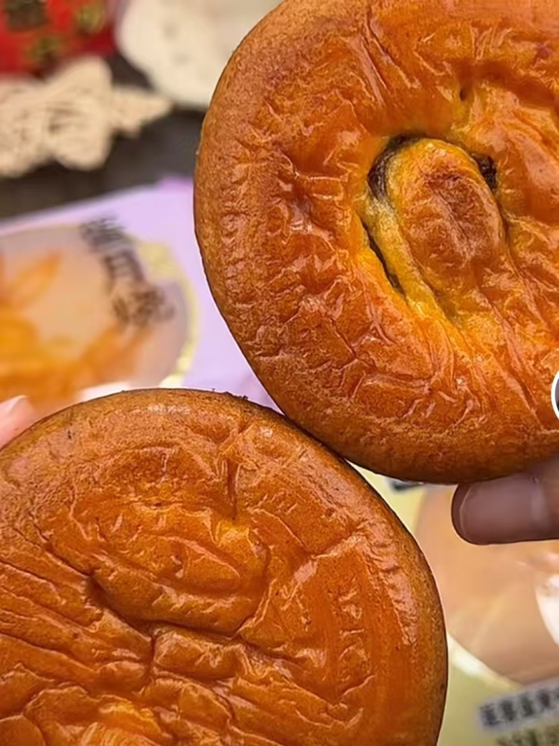 蛋月烧月饼网络爆款，各种规格，欢迎咨询