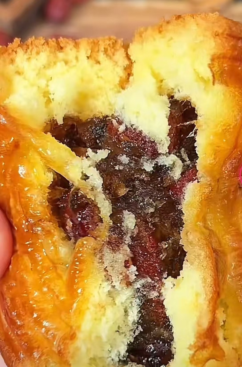 蛋月烧月饼网络爆款，各种规格，欢迎咨询