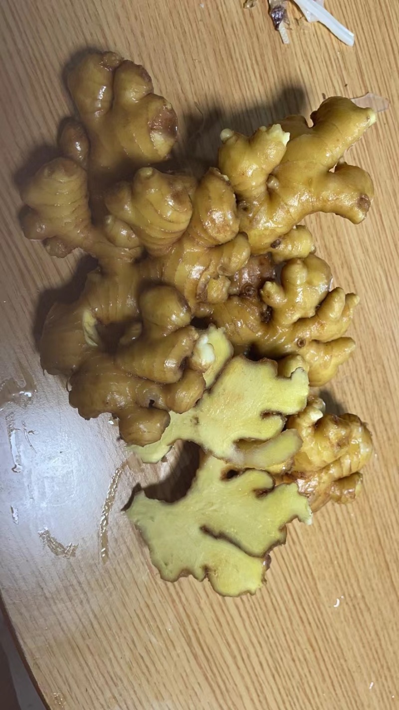 6推荐山东生姜小黄姜风干姜/水洗姜/土姜基地直供商超