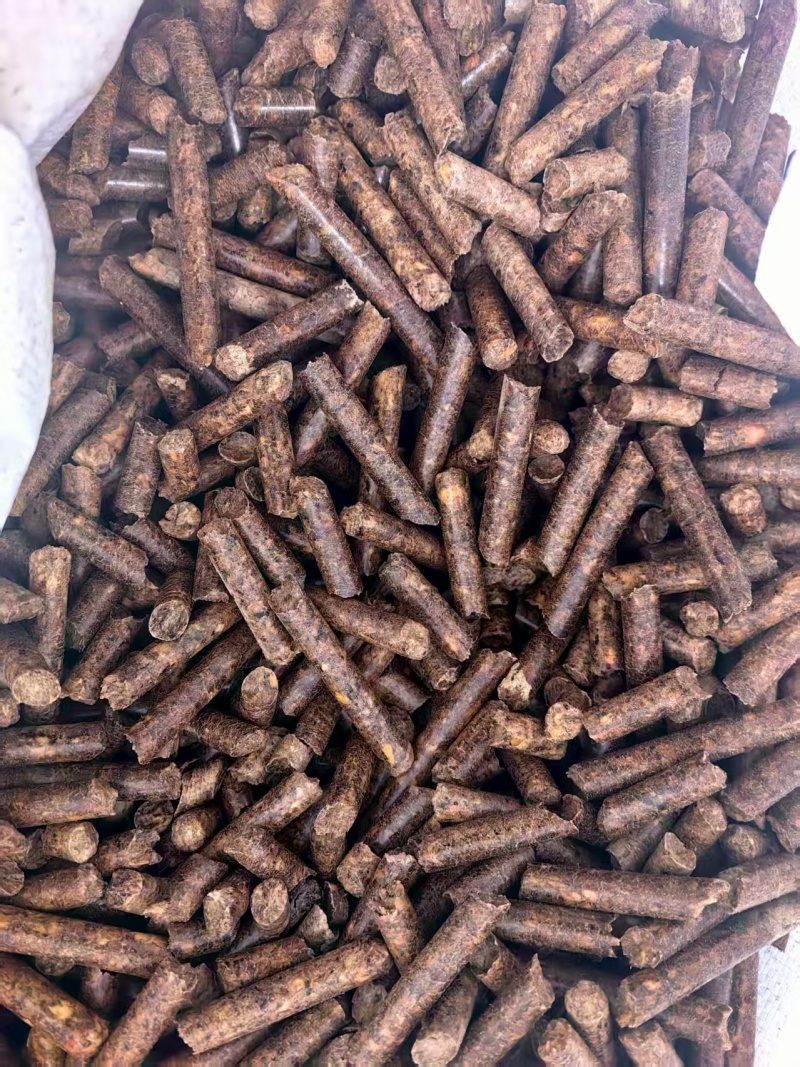 纯木质生物质颗粒常年有货大量供应可电话详谈