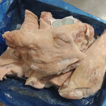 鸿运当头劈半头猪副产品熟食店必备