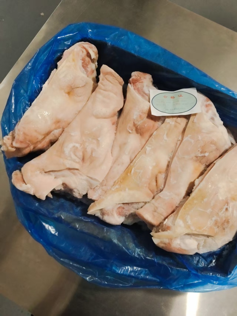 鸿运当头劈半头猪副产品熟食店必备