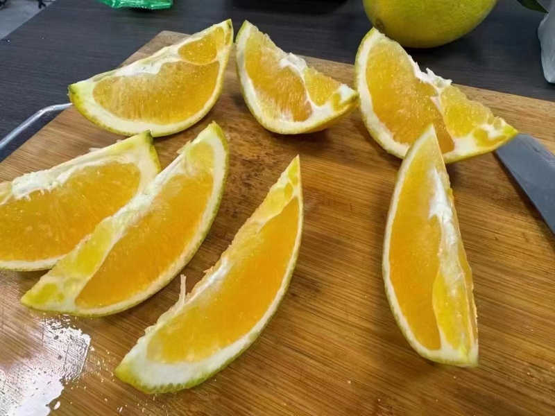 赣南脐橙早熟纽荷尔脐橙早熟橙子皮薄多汁果肉细腻