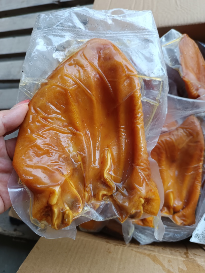 【卤味】河南郑州猪副产品/五香猪耳朵/量大价优/欢迎咨询