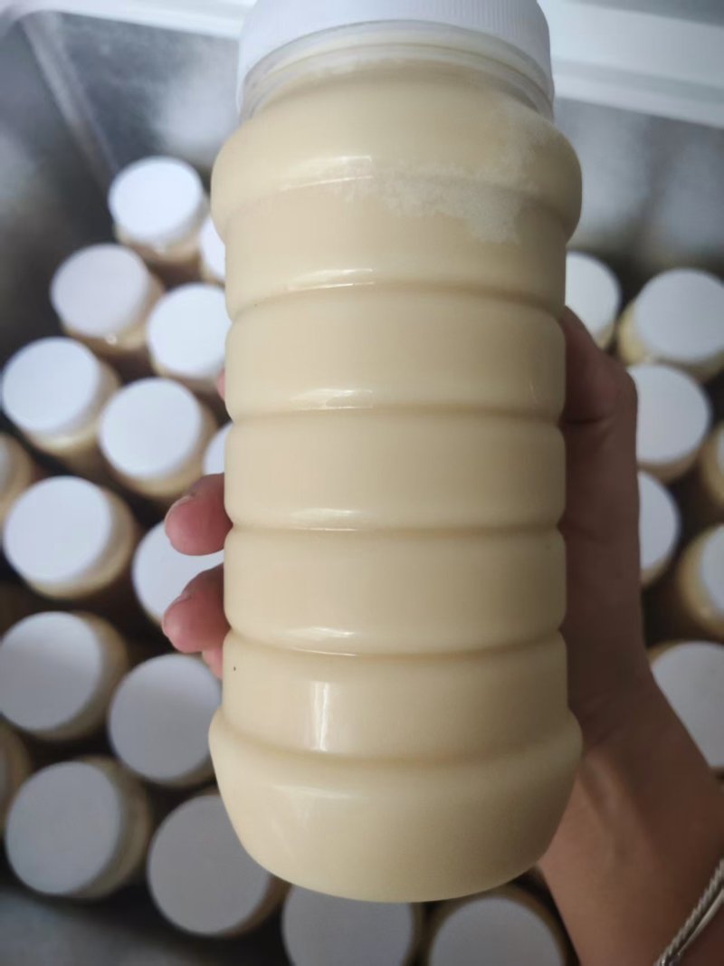 天然百花蜜油菜花蜜，养殖场一手货源，诚信经营，量大从优