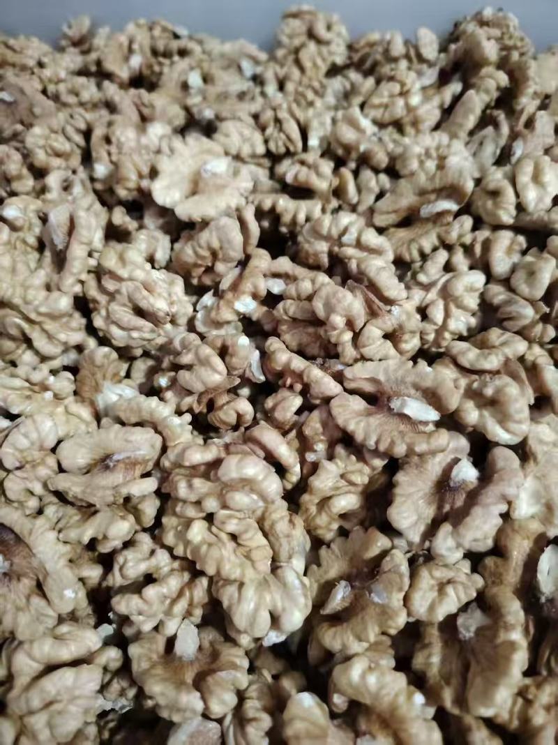 核桃仁，普白，尖普白，尖白，新鲜现货，量大从优！