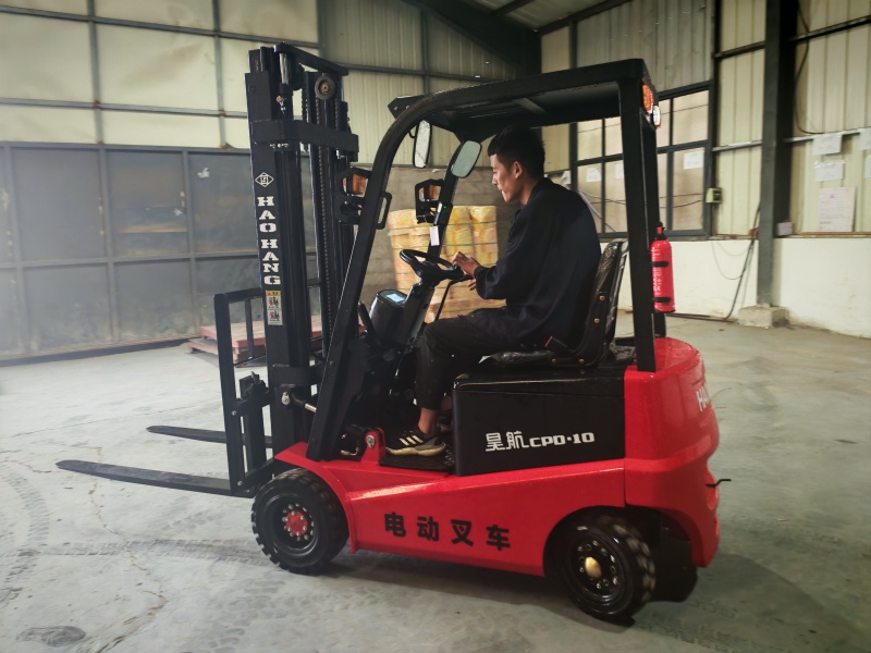 2025昊航新款小型电动叉车1吨价格多少钱一台