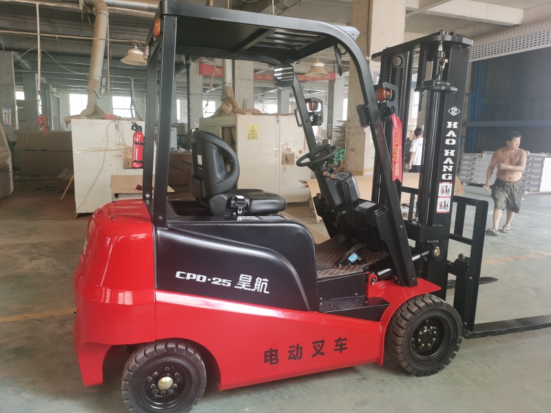 2025新款昊航2.5吨电动叉车多少钱