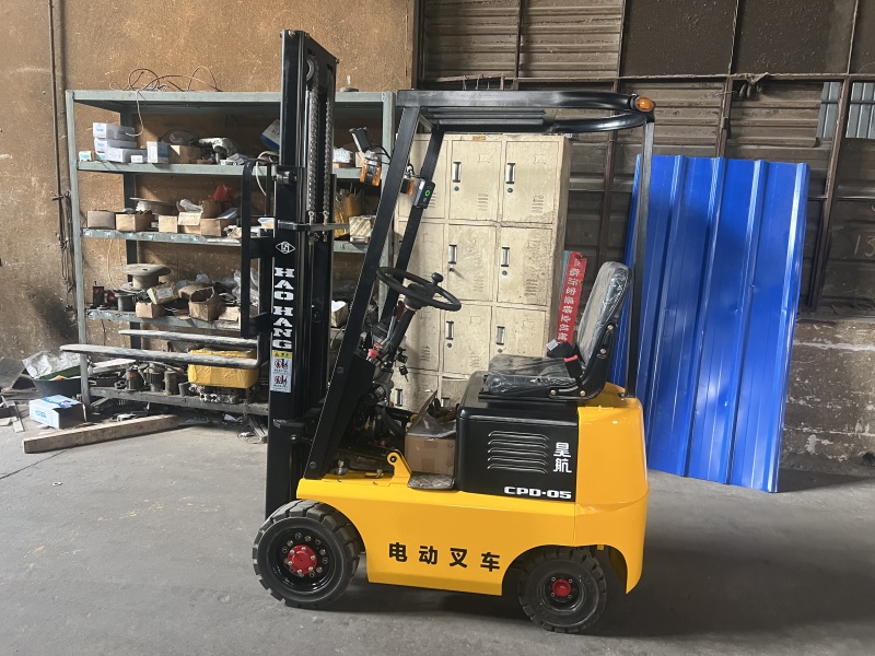 昊航小型电动叉车0.5吨价格多少钱一台