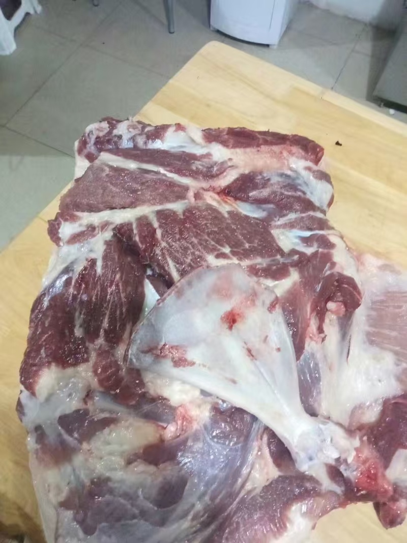 前腿肉精品土猪肉品质保证量大从优欢迎来电咨询