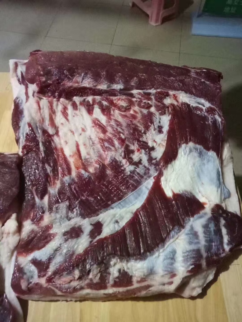 后腿肉精品黑土猪土猪肉品质保证供应全国市场电商