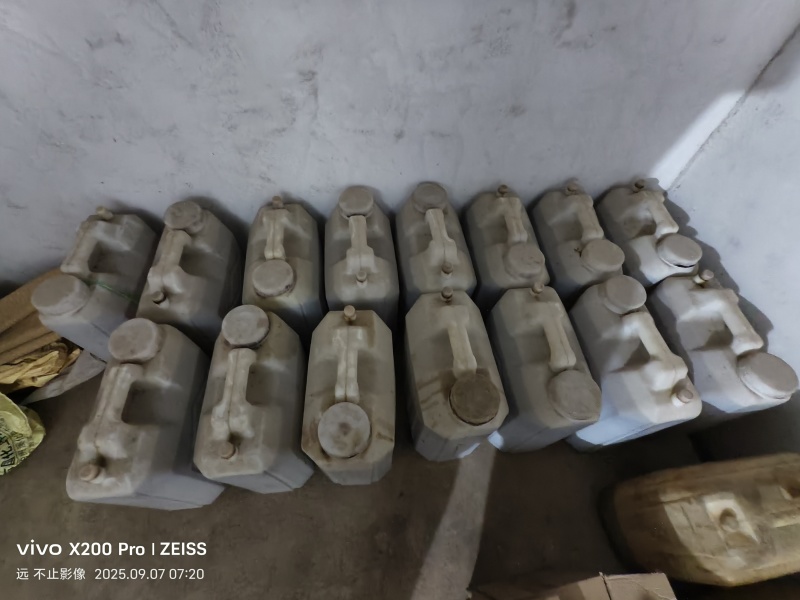 松子油桶装瓶装量大发货无杂质质量保证