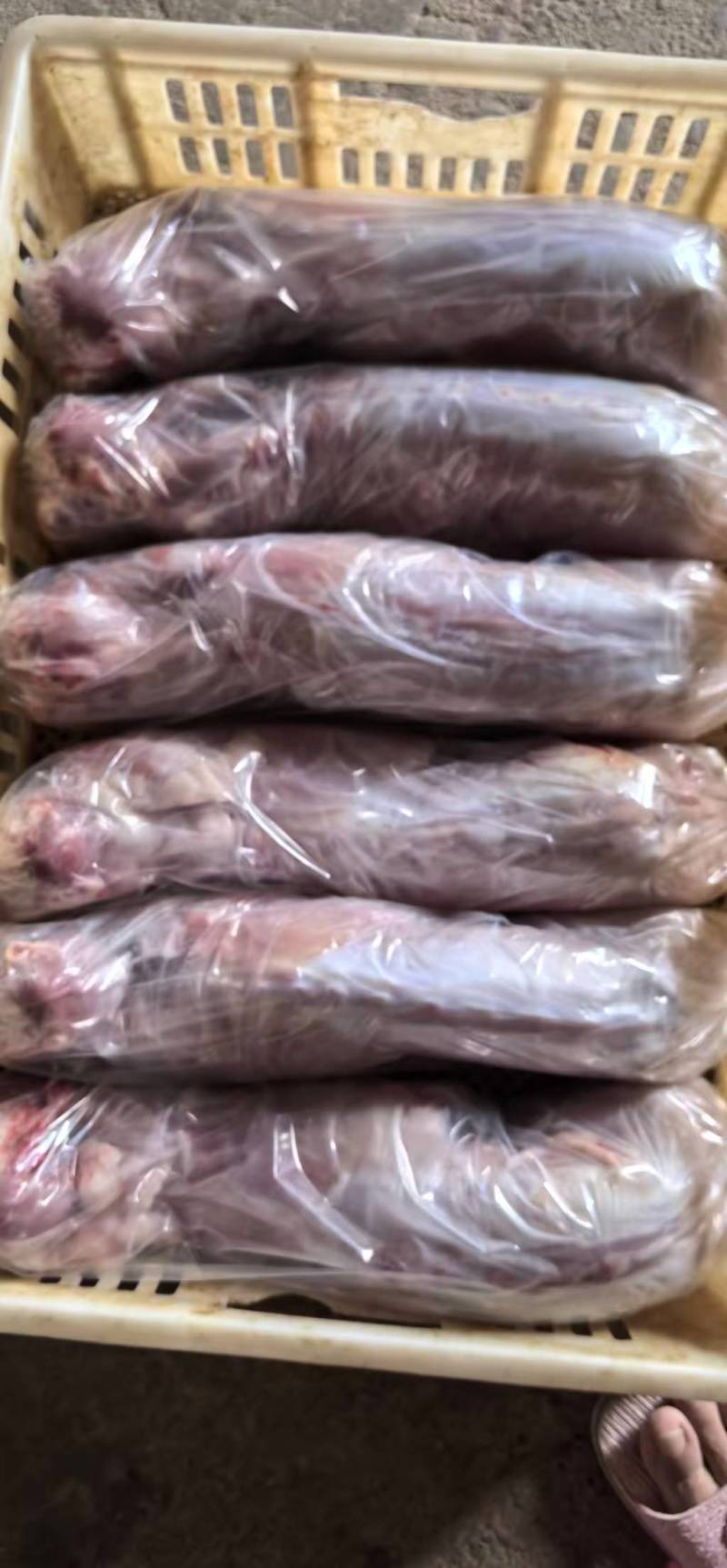 优质新鲜兔肉健康美味新鲜处理质优价廉欢迎选购