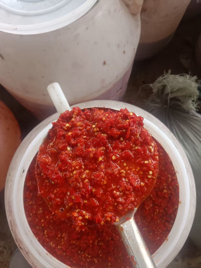 辣椒酱，全国发货，欢迎联系，价格可以谈，保质保量