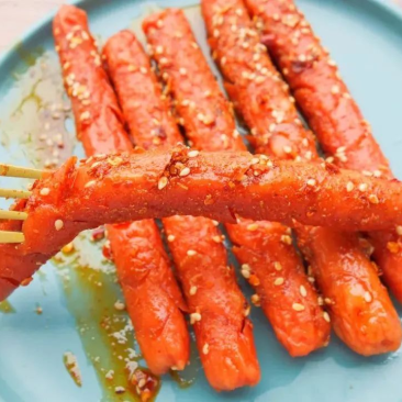 宇飞淀粉肠脆皮烤肠摆摊香肠烧烤整箱批发油炸专用火腿肠商用