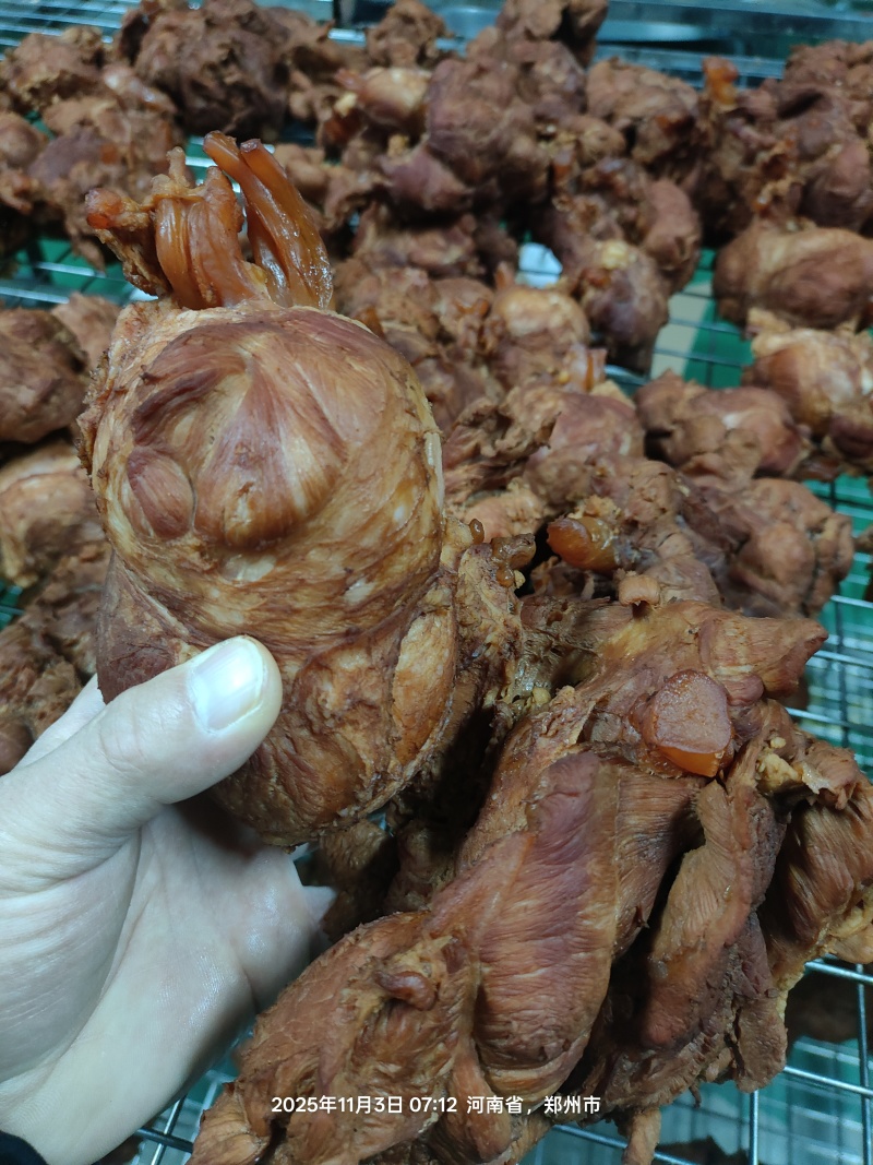 【卤味】酱香猪前健健康美味源头工厂直发欢迎选购
