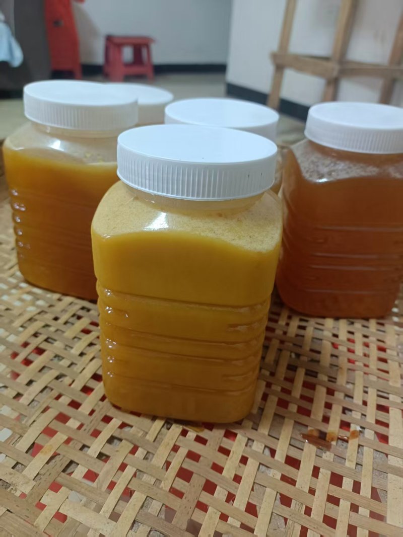 土蜂蜜【野生百花土蜂蜜】一件包邮一斤两斤装支持视频看货
