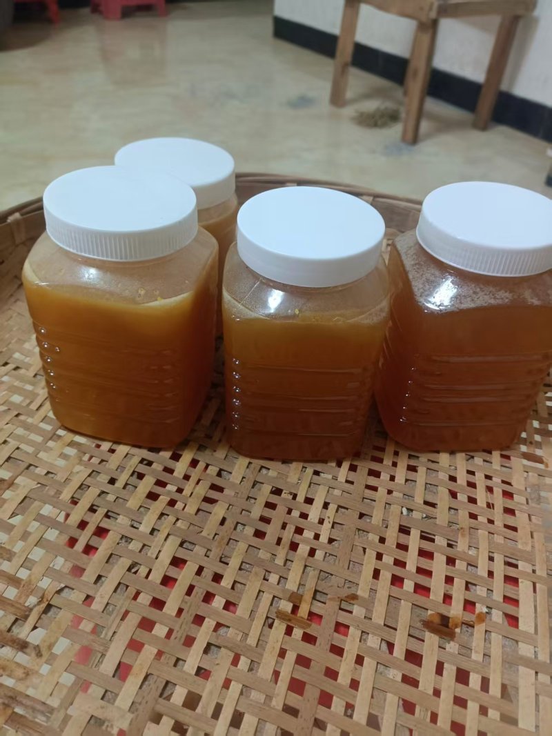 土蜂蜜【野生百花土蜂蜜】一件包邮一斤两斤装支持视频看货