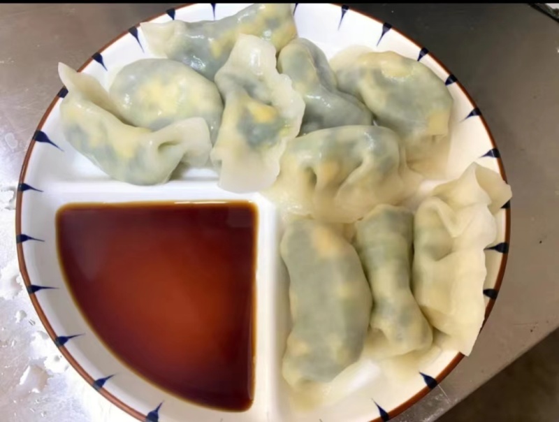 清真牛羊肉水饺薄皮鲜肉蒸饺半成品速冻锅贴早餐速食批发