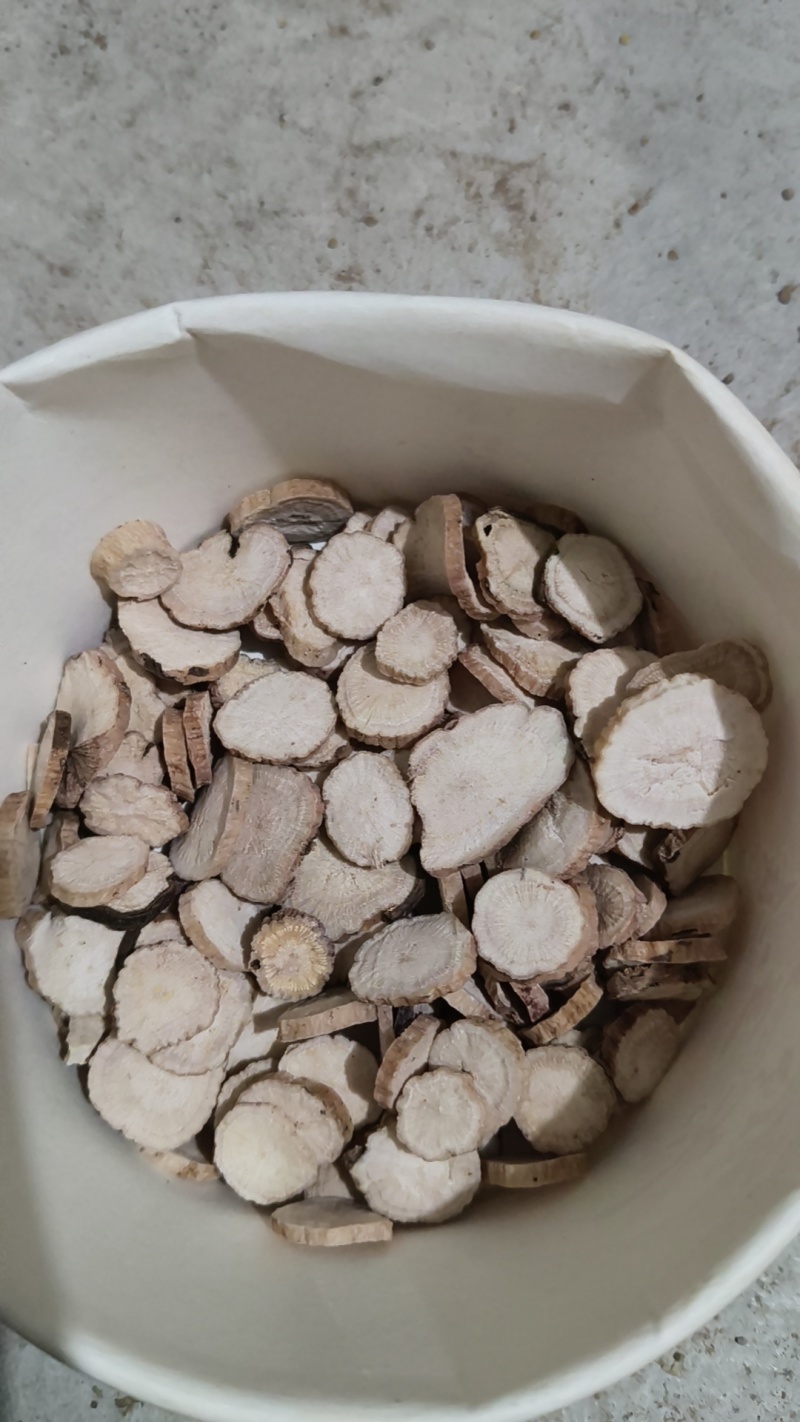 白芍片大量现货供应（品质保证）规格齐全，欢迎来电洽谈