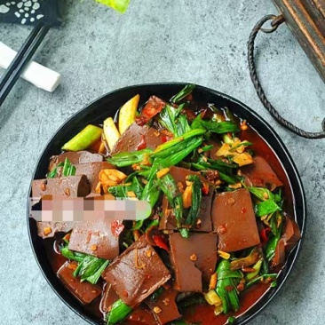 新鲜盒装真鸭血火锅配菜毛血旺麻辣烫鸭血豆腐涮菜