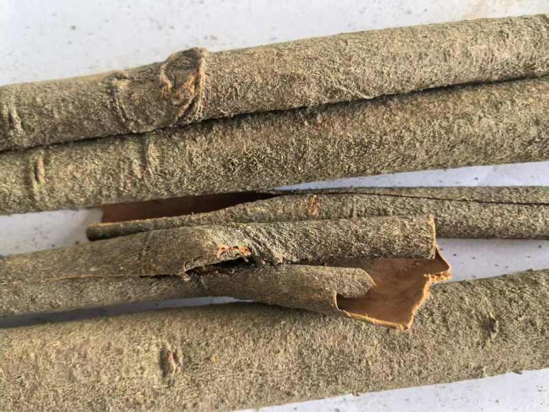 肉桂肉桂筒肉桂中通批发零售，欢迎来电咨询，规格齐全