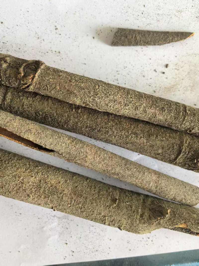 肉桂肉桂筒肉桂中通批发零售，欢迎来电咨询，规格齐全