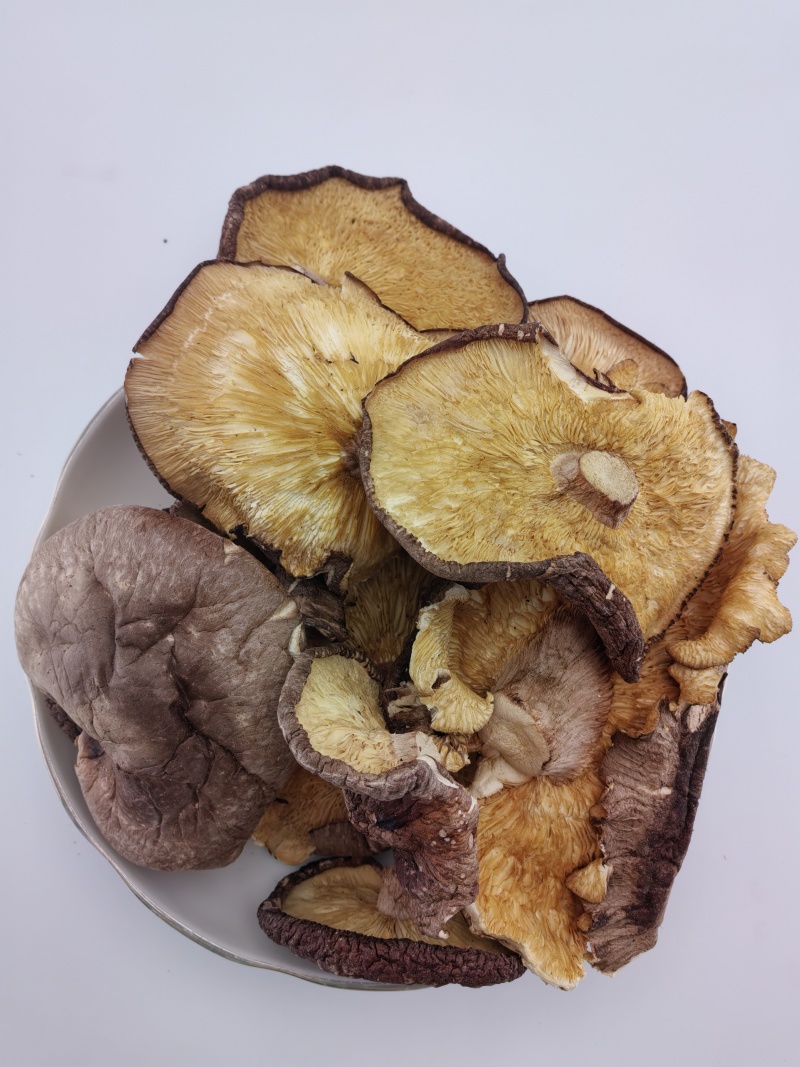 【商用香菇大片】香菇干货批发薄大片碎片香菇碎片大个新货散