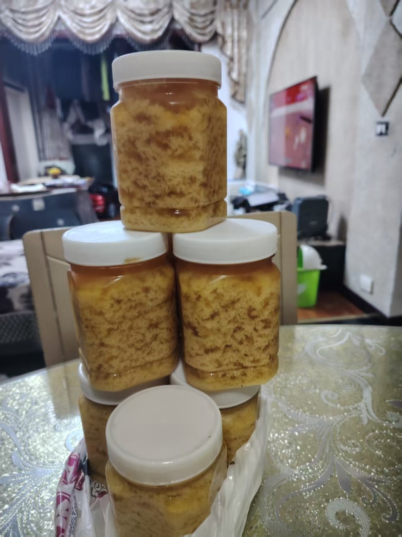 土蜂蜜，精品土蜂蜜，大量新鲜现货速发保质保量欢迎选购