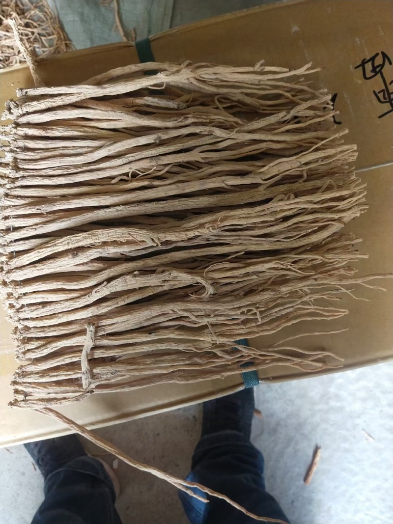 岷县党参可以现场挑货满意为止各等级规格按需求分拣加工打包