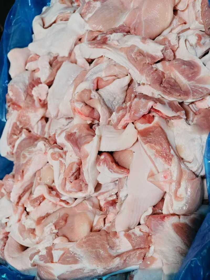 猪肉鲜分肥猪倒四六，近期货50吨