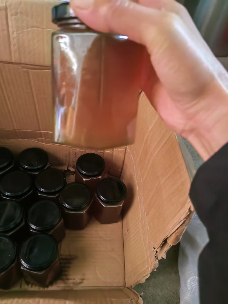 【热卖】广西野生蜂蜜土蜂蜜品质上乘全国可发欢迎电联