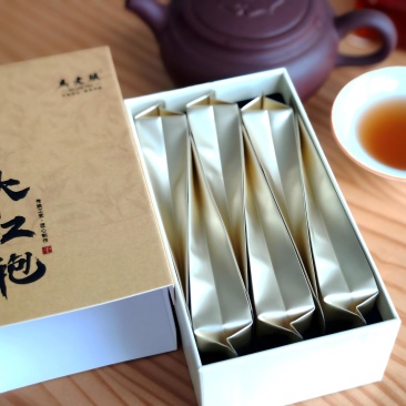 武夷大红袍小盒装/武夷岩茶岩骨花香传统工艺/特价买三送一