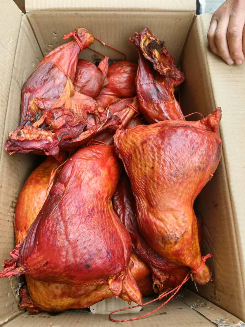四川腊肉/腊鸡腿、诚信经营/量大价优/欢迎下单