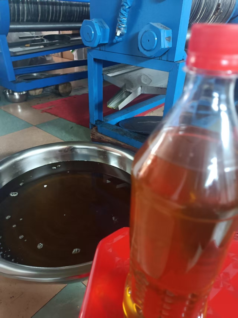 山茶油厂家直销，规格齐全，品质保证，可视频看货代发全国