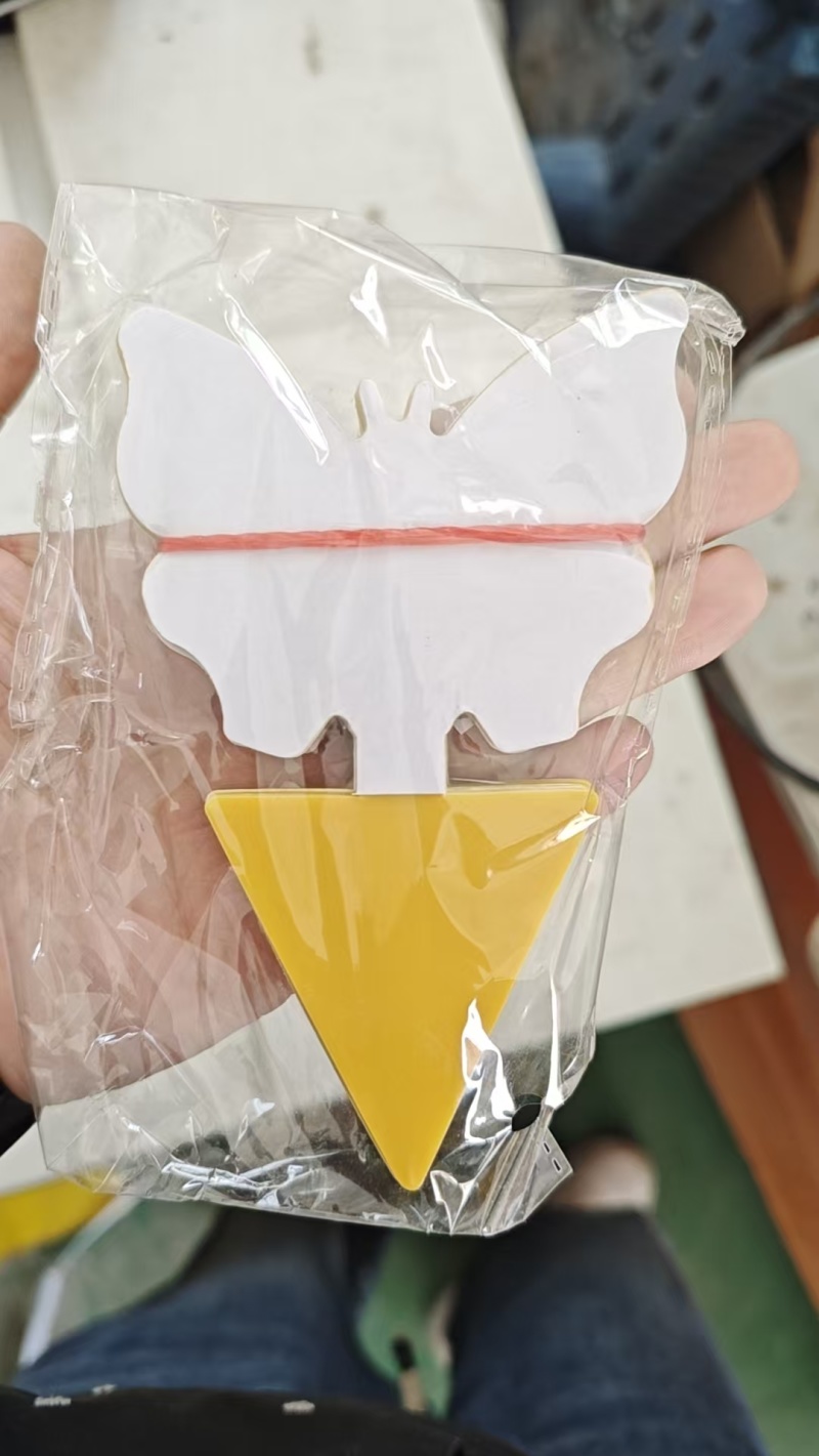 黄板双面强力粘虫板物理粘虫家用诱虫果园茶山插杆蓟马果蝇诱