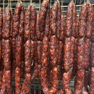 腊肠【精品腊肠】腊肠串土家族苗族自家生产