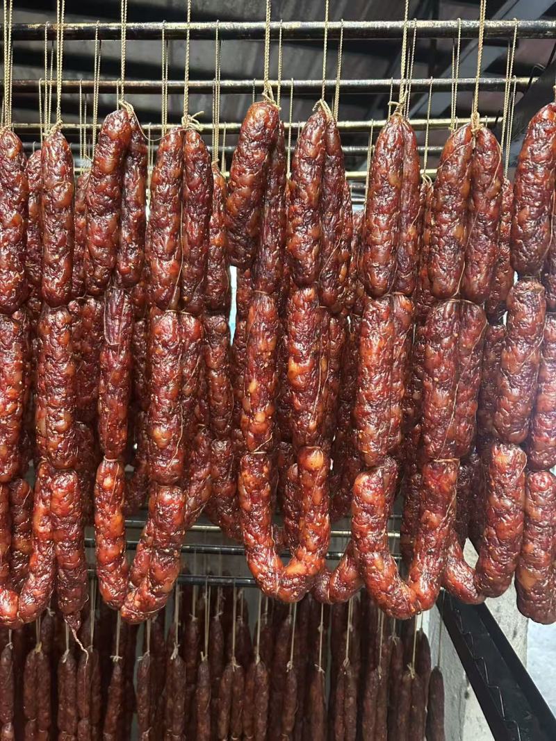 腊肠【精品腊肠】腊肠串土家族苗族自家生产
