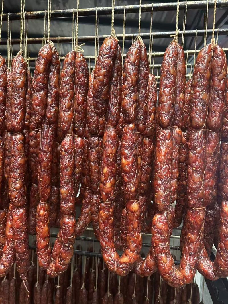腊肠【精品腊肠】腊肠串土家族苗族自家生产