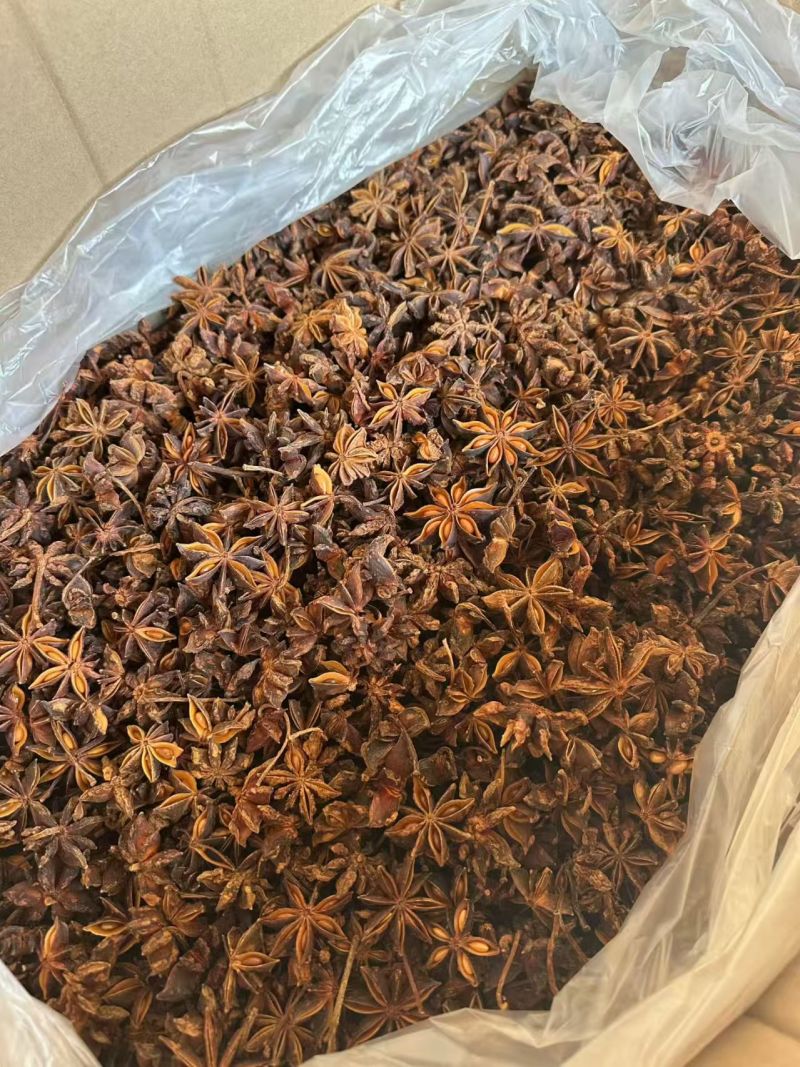 大红八角老货大红大货价15/斤新货大红八角大货价18/斤