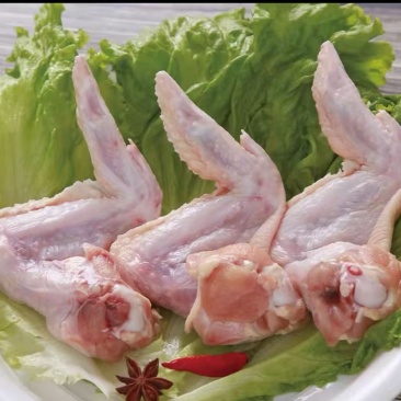 精品鸡全翅，个头饱满，肉质紧实，纯干无冰好品质！
