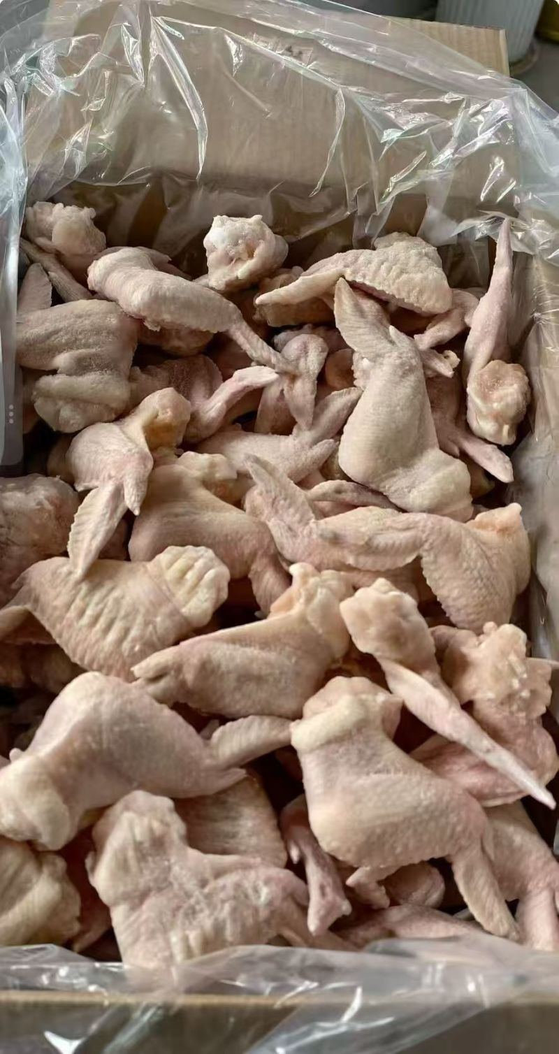 精品鸡全翅，个头饱满，肉质紧实，纯干无冰好品质！