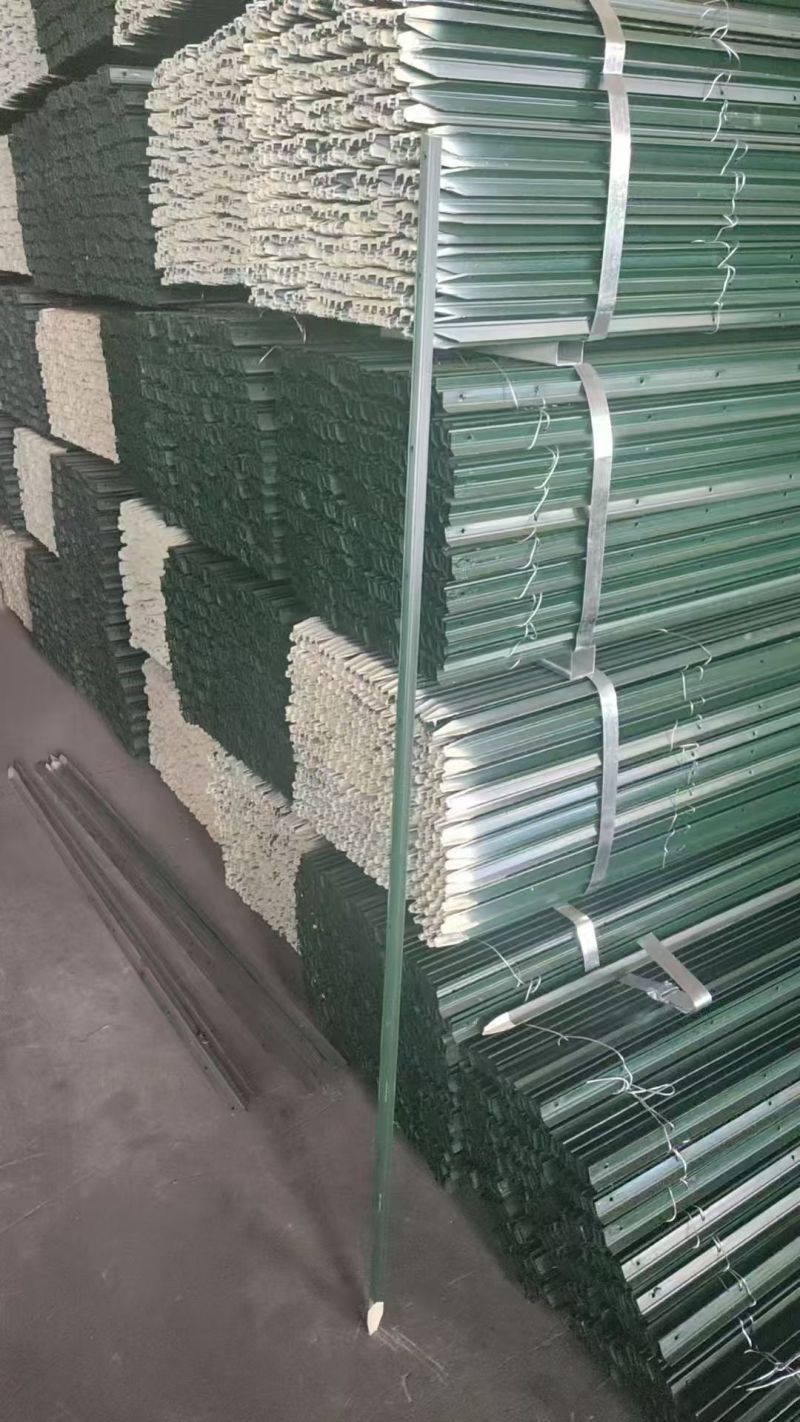 加厚Y型牛栏网立柱养殖围栏立柱铸铁防锈立柱