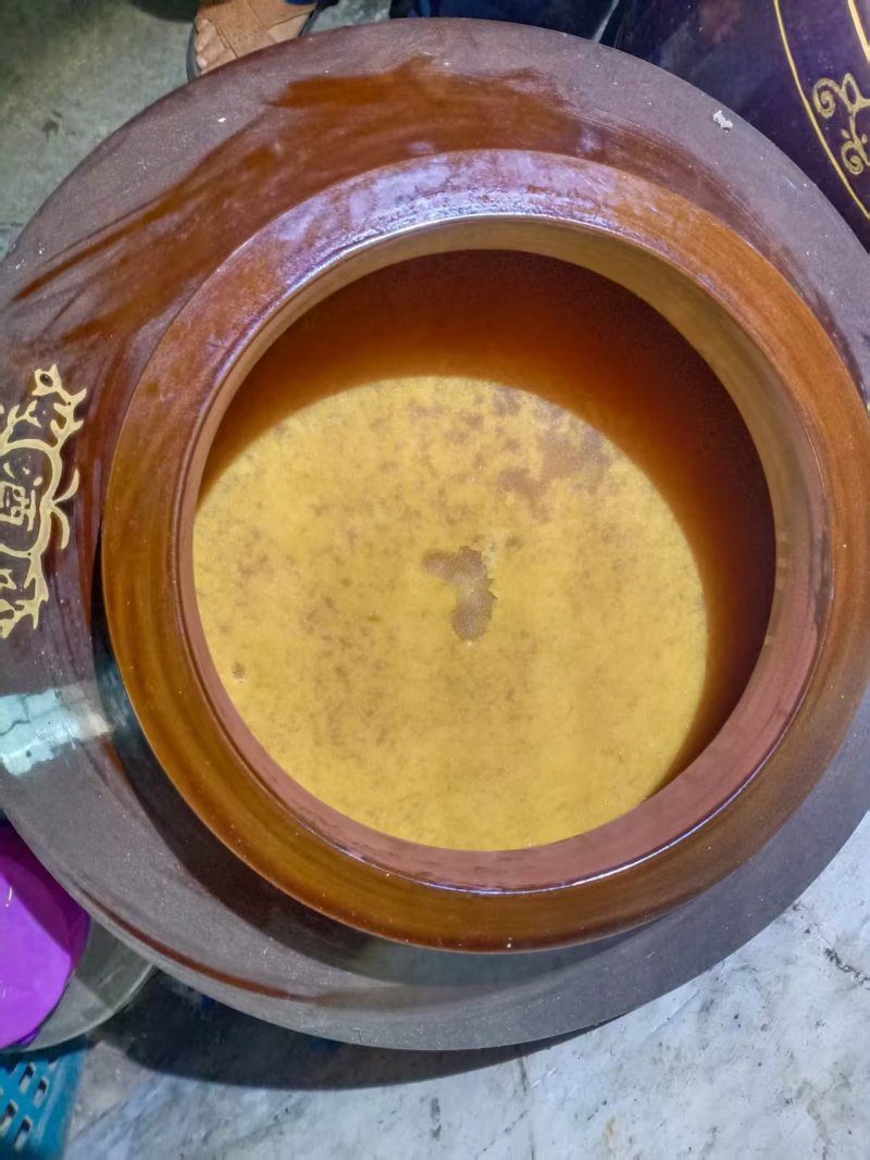 云南高山纯正土蜂蜜质量上乘一手货源量大优惠一件包邮